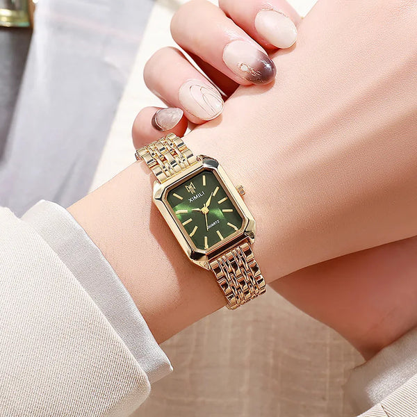 Elegant women's quartz watch – Business luxury, simple scale, gold-plated stainless steel folding clock